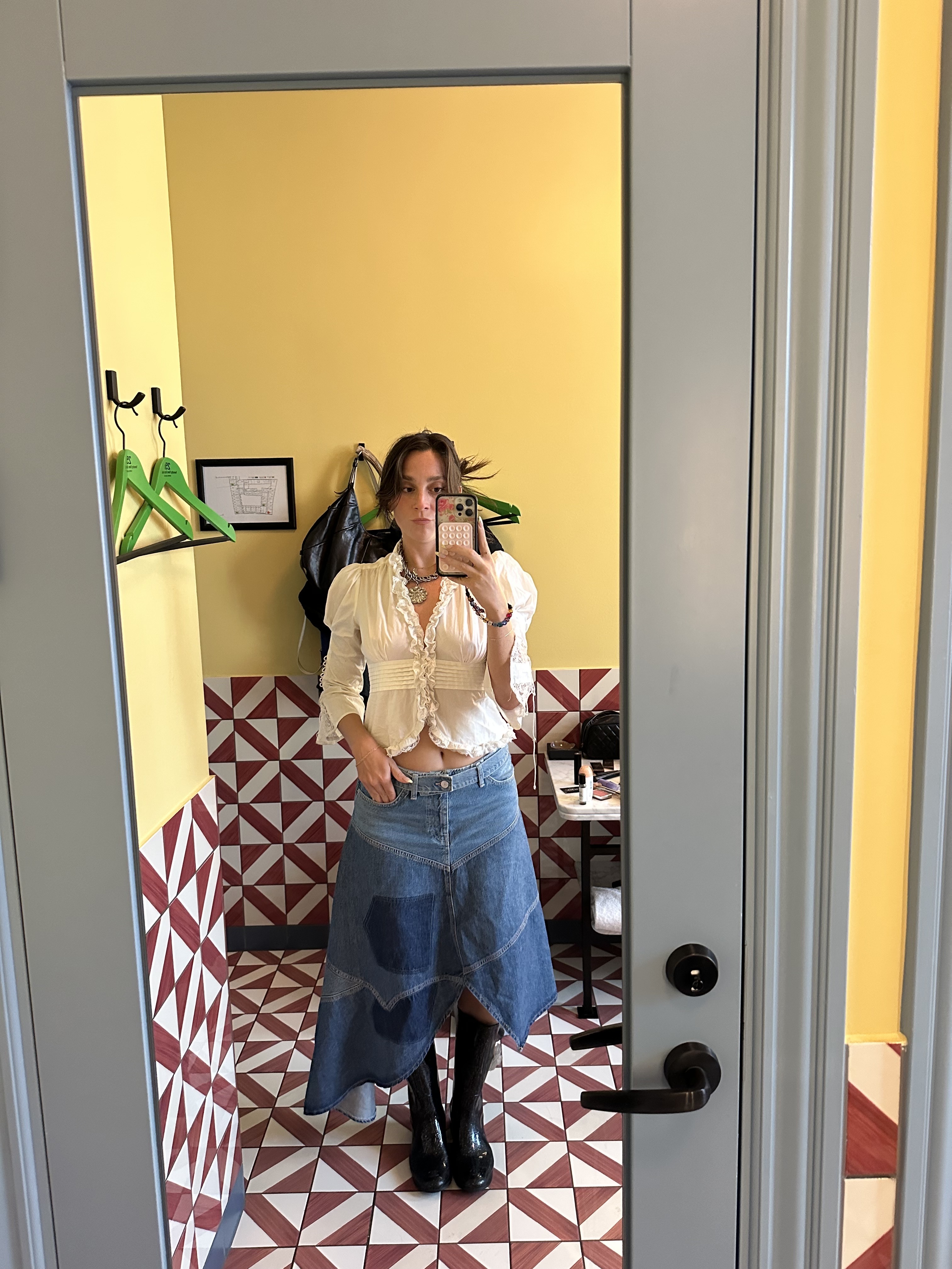 Outfit selfies