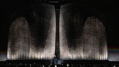 celine dion stage design by willo perron