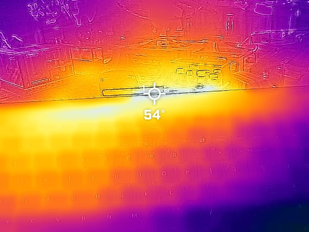 Acer Swift Edge 16 (SFE16-44) FLIR imaging