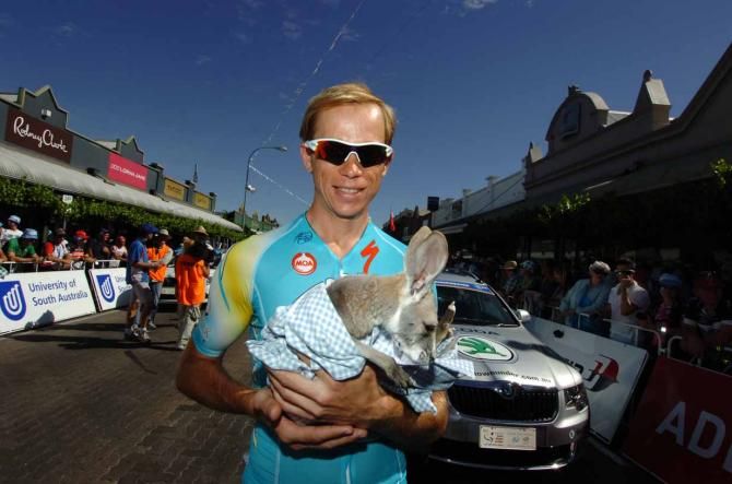 Andrey Kashechkin (Astana) on a charm offensive at the Tour Down Under.
