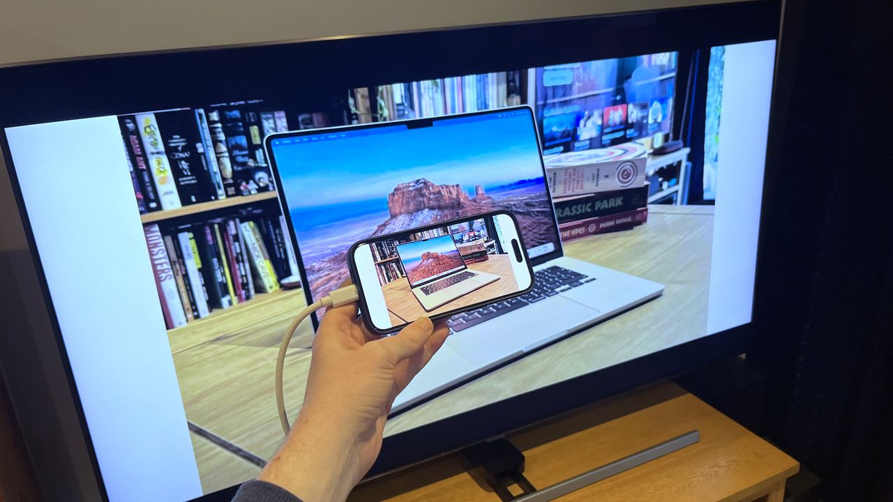 HyperDrive Connect USB-C to 4K HDMI Displays cable
