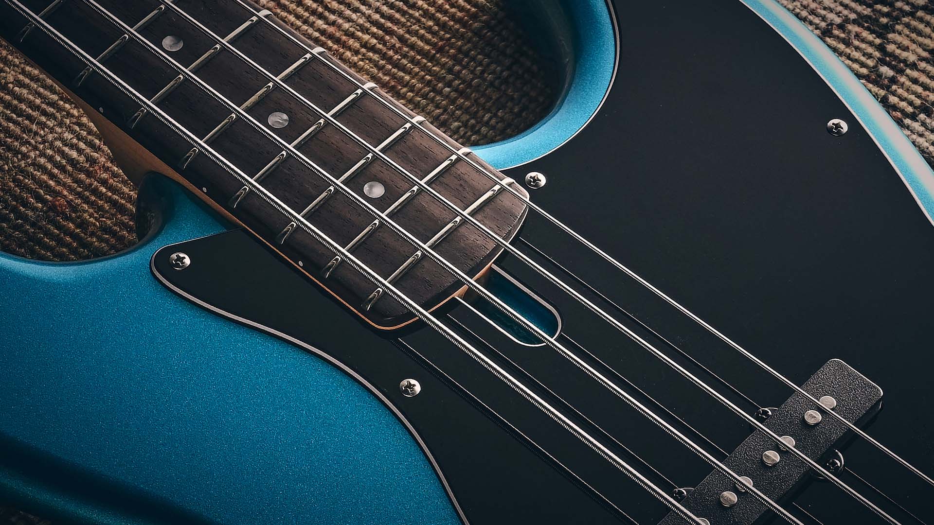 Sire V1 Marcus Miller