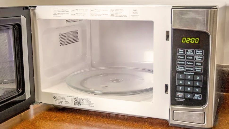 GE JES1145SHSS being tested in writer's home