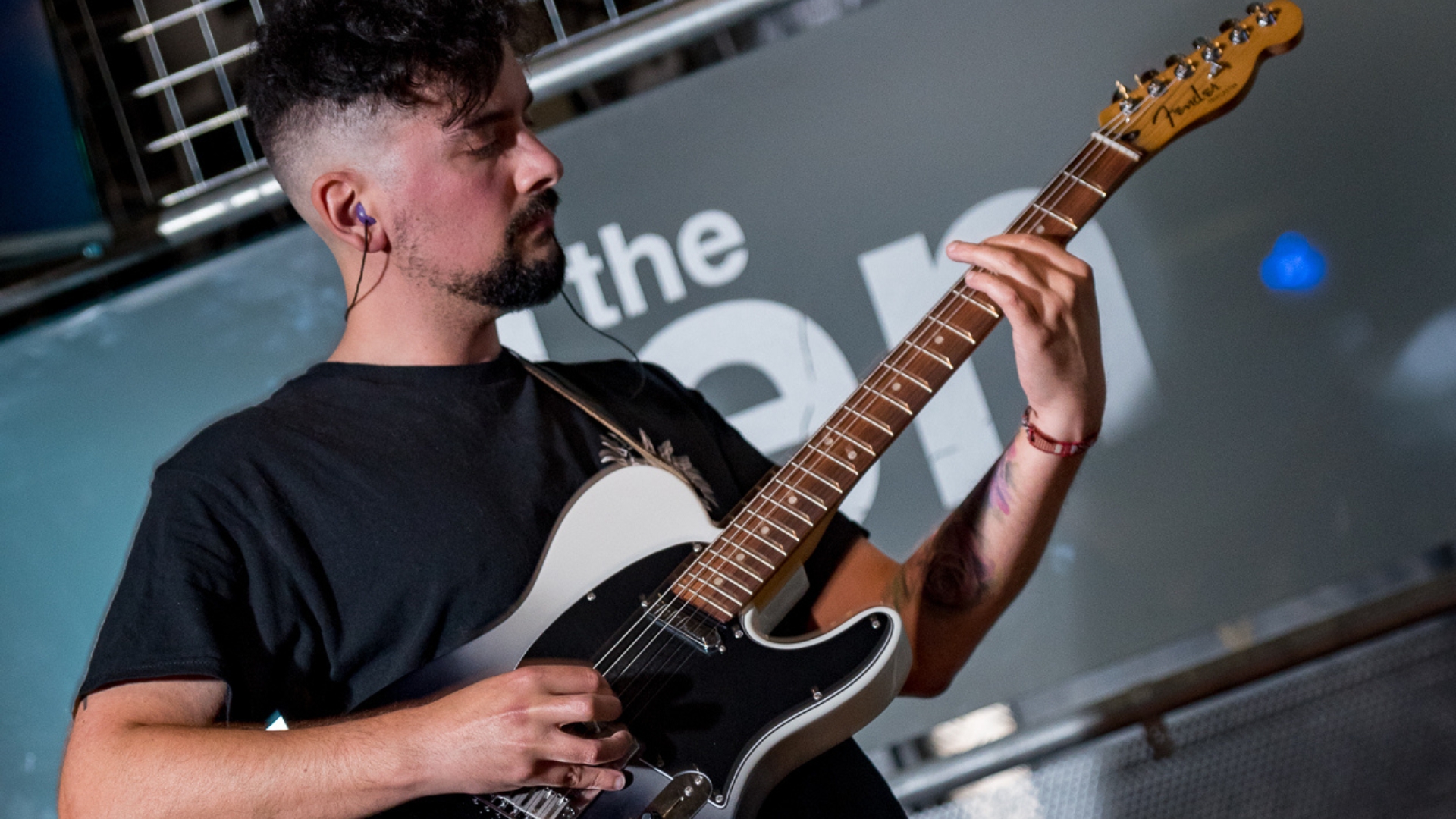Guitar World writer Matt McCracken plays a Telecaster on stage