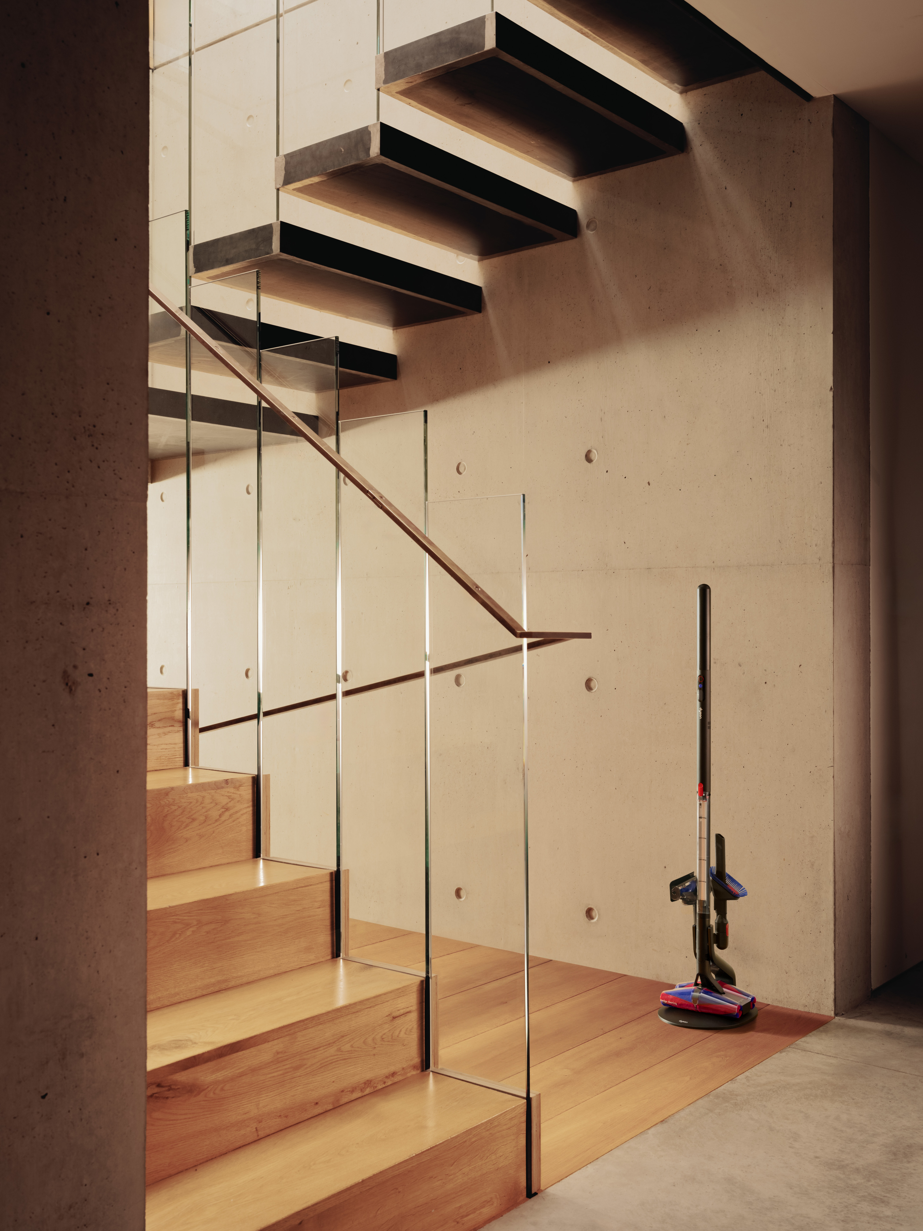 Dyson PencilVac