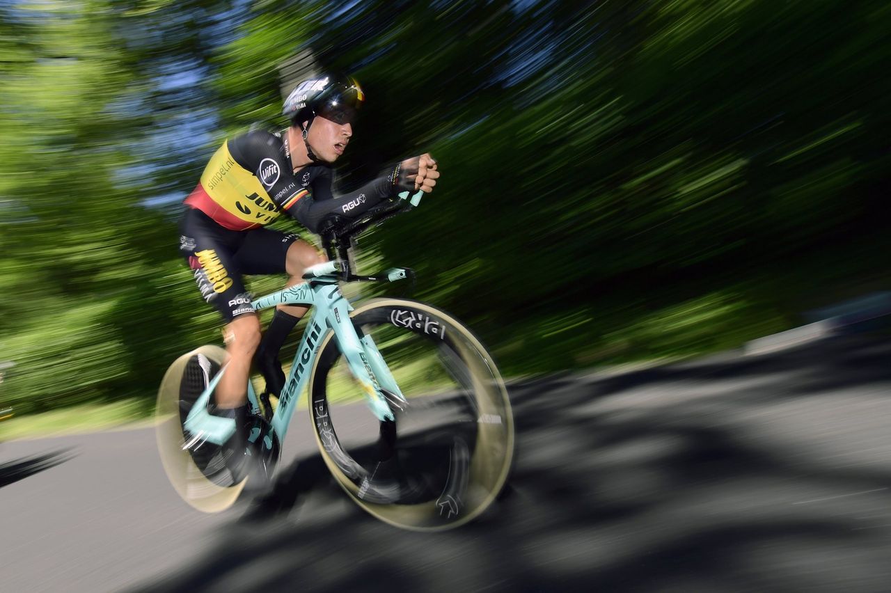 Van Aert clipped a barrier in the closing kilometres