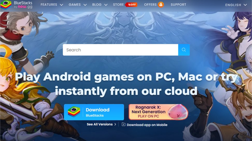 BlueStacks website screenshot (May 2025).