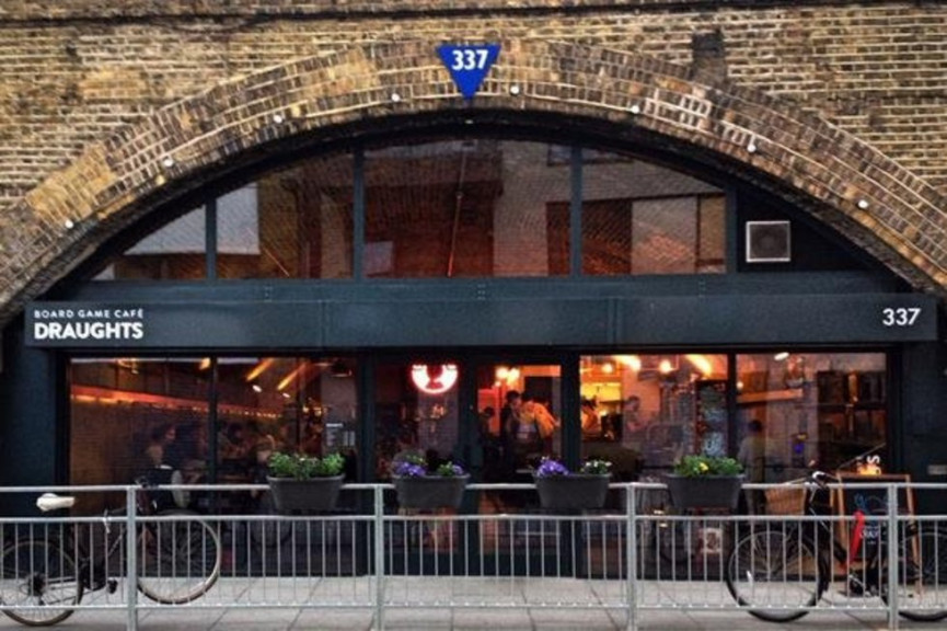 londons-15-most-offbeat-cafes-4-1556671268-exnN-column-width-inline