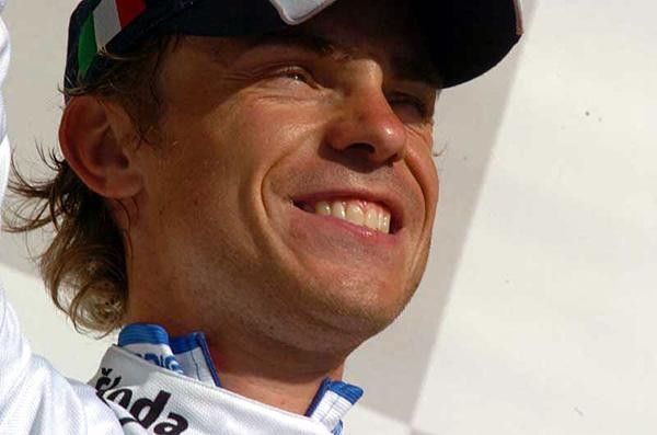 Damiano Cunego (Lampre) smiles in the white jersey