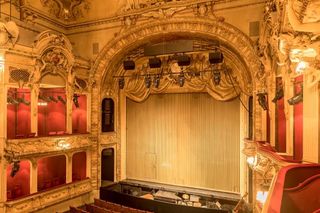 d&b Soundscape Elevates the Berliner Ensemble for Threepenny Opera’s Return Home