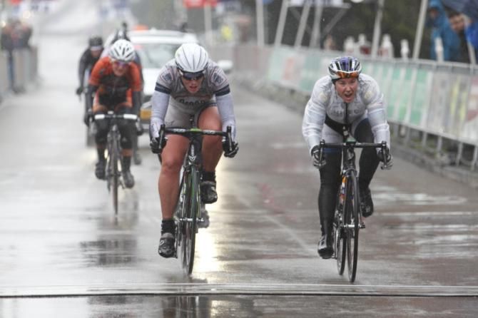 Chloe Hosking (Hitec Products) took the sprint for fourth ahead of Kirsten Wild (Argos-Shimano)