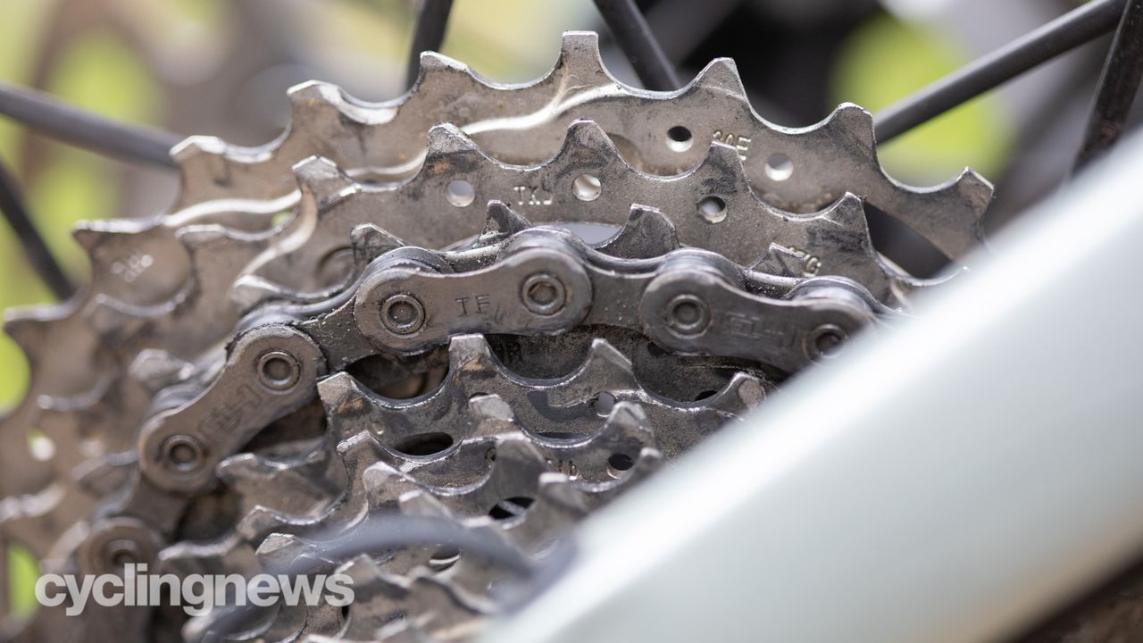 Shimano Ulteagra R8100 detail view of rear cassette and chain