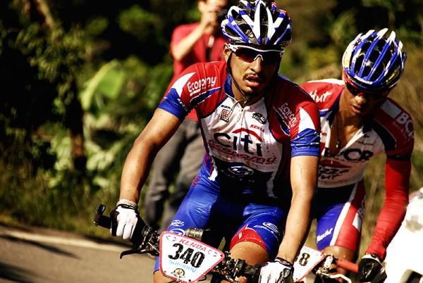 Luis Mejia sets the pace at the front.
