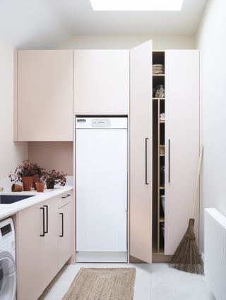 Too many shelving? Not possible. Compartmentalise your cupboards so every thing has its place.