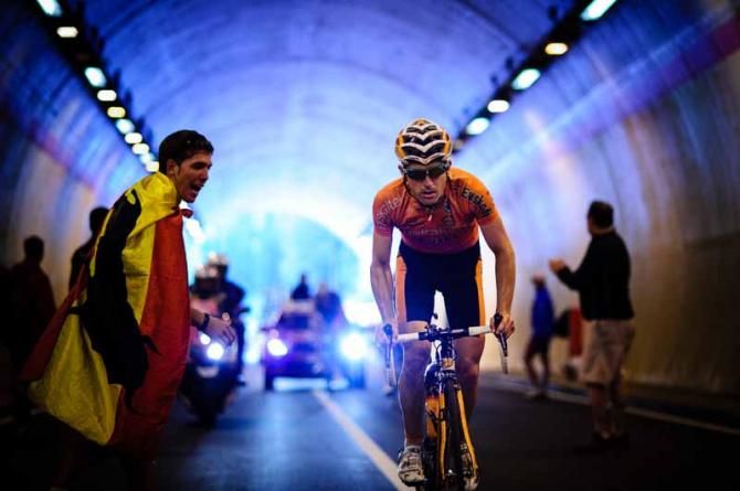 An Euskaltel rider in one of the tunnels on the upper part of the Alpe di Pampeago