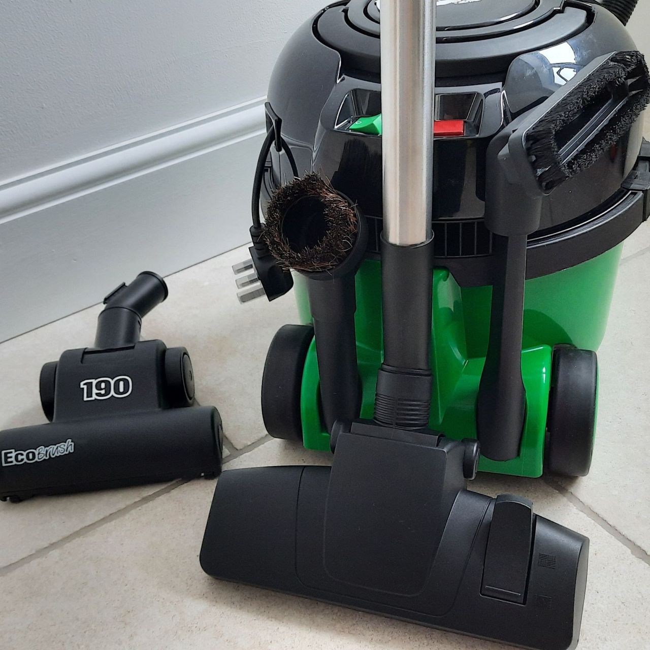 Henry Pet200 vacuum main body with attachments stored on it