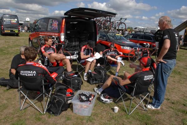 The Sigma Sport-Specialized team relax at the start in London