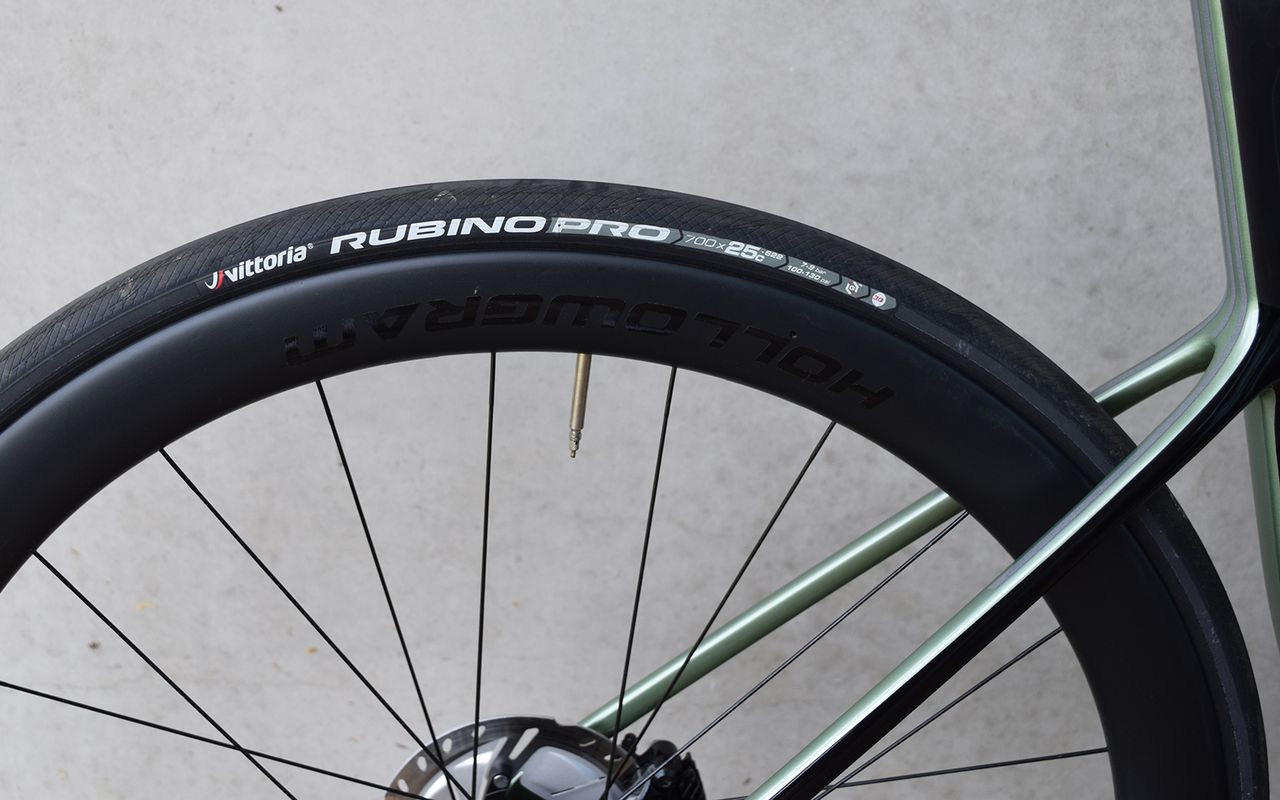 Cannondale's Knot 45 wheels are paired with Vittoria Rubino tyres
