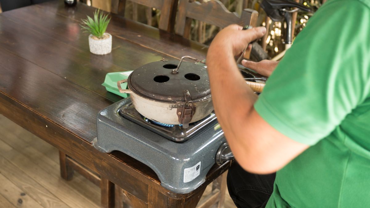 roasting coffee by hand