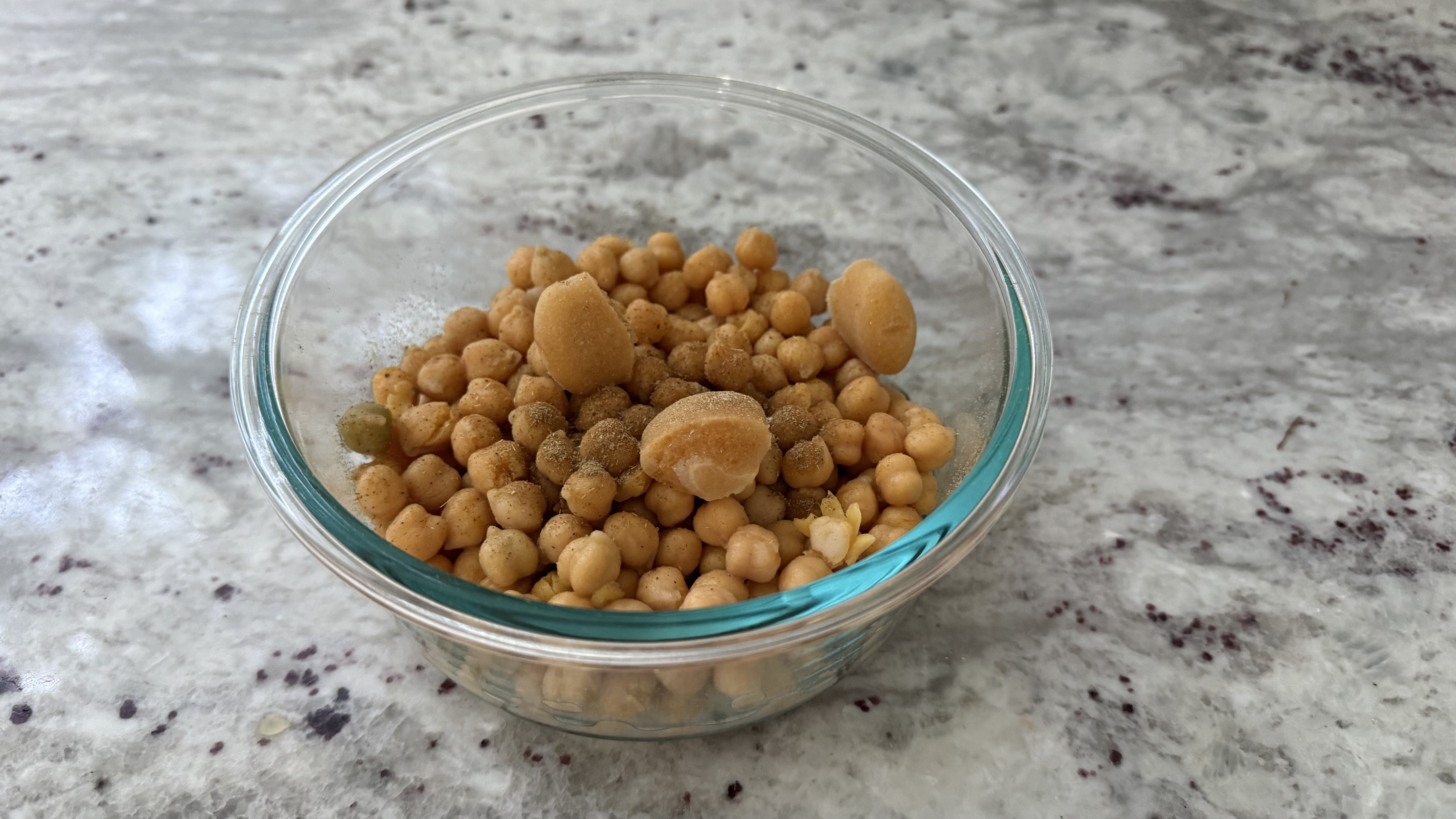 خلاط نينجا باور ديو مع مخفقة لتحضير الحمص