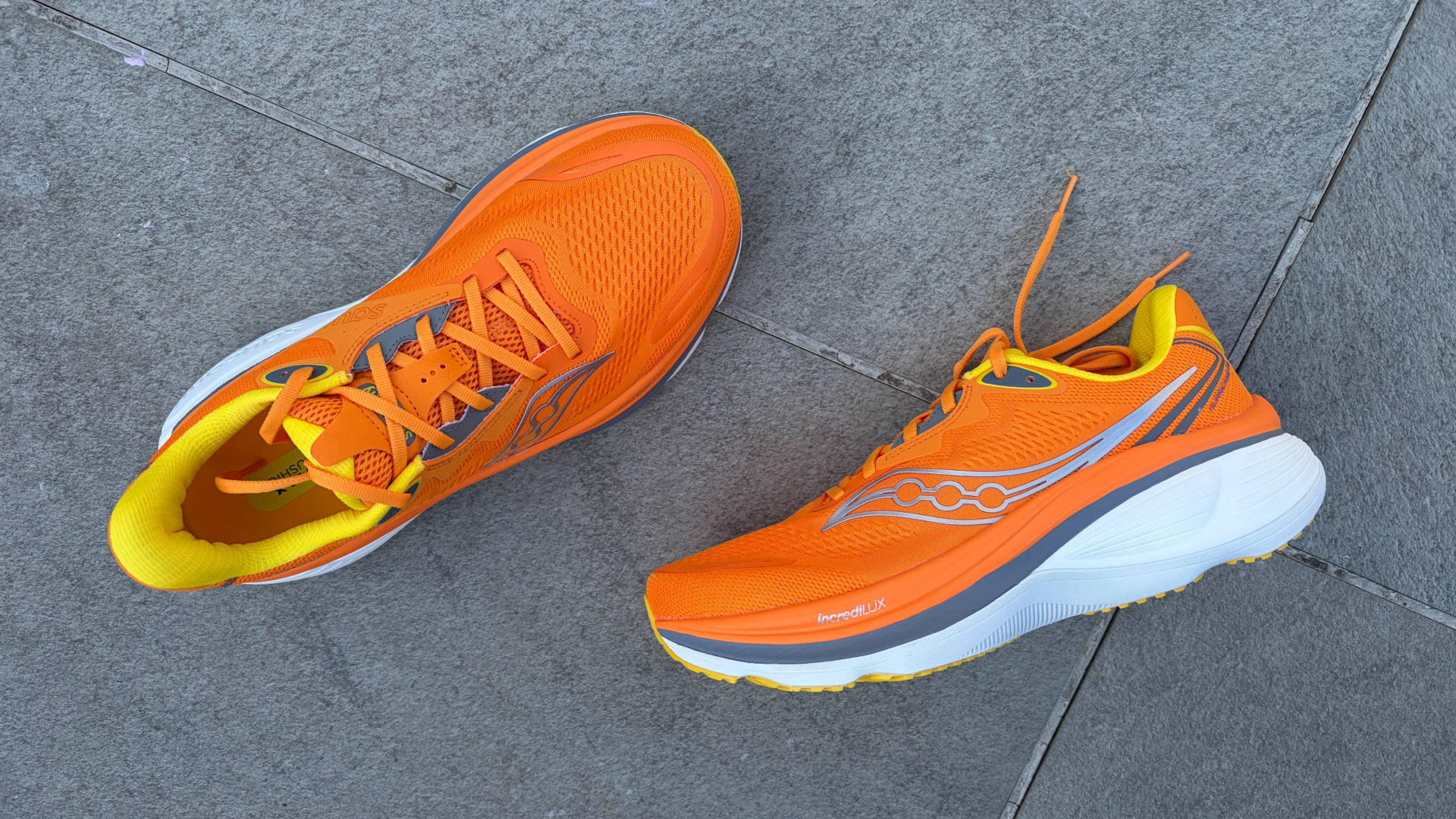 Saucony Hurricane 26