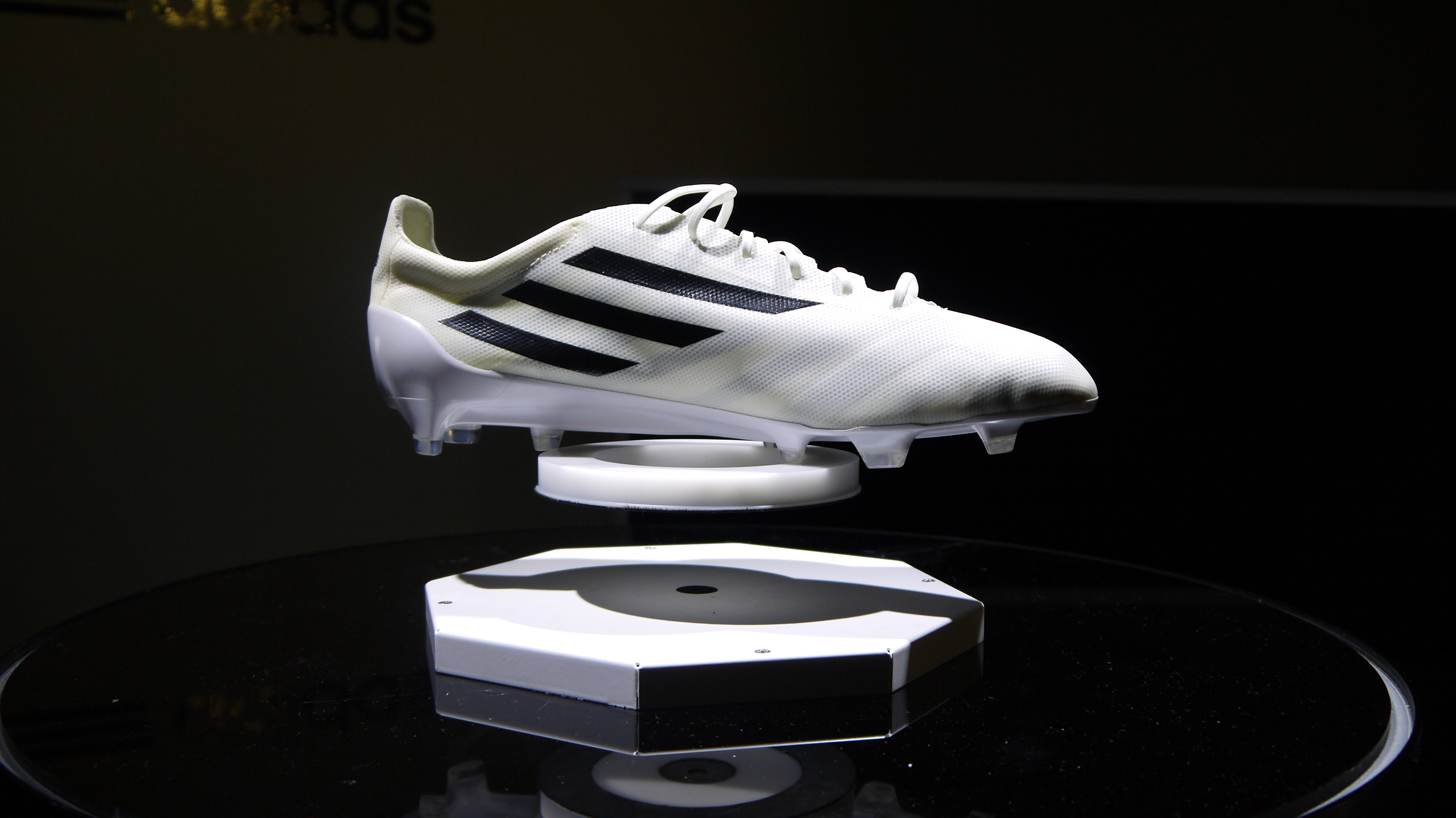 The technology behind the world&#039;s lightest football boot