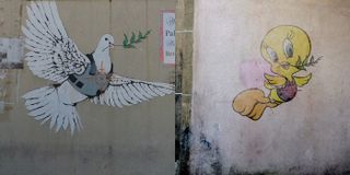 Banksy street art looney tunes