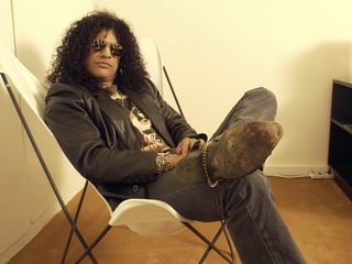 Face it: You'll never look as cool as Slash. But with his new Epiphone AFD Les Paul, you can try to sound like him