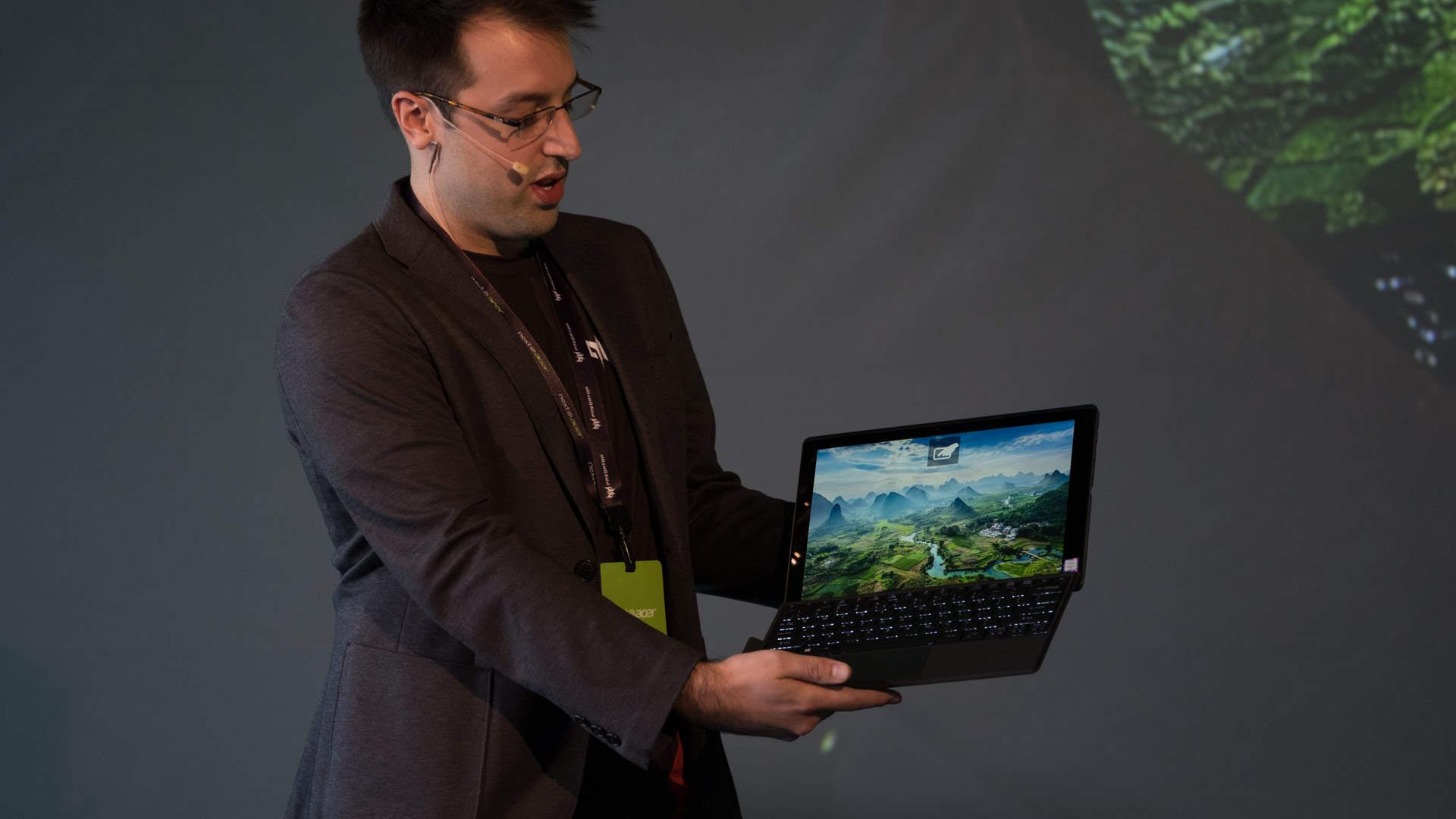 Acer Switch Alpha 12