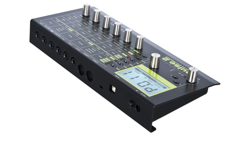 Pulse 2 comes in a metal case.