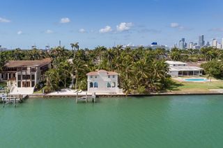 Aerial shot of Al Capone's house on Palm Island