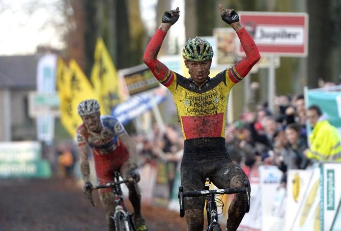 Sven Nys proved best in the mud of Asper-Gavere in 2012