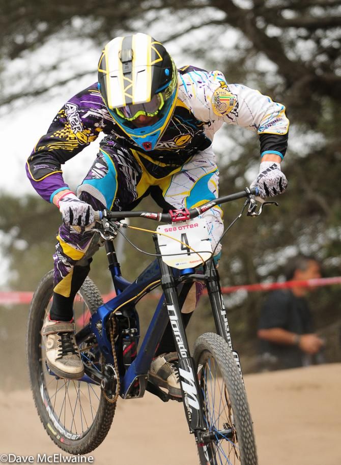 Graeme Pitts having a very strong run