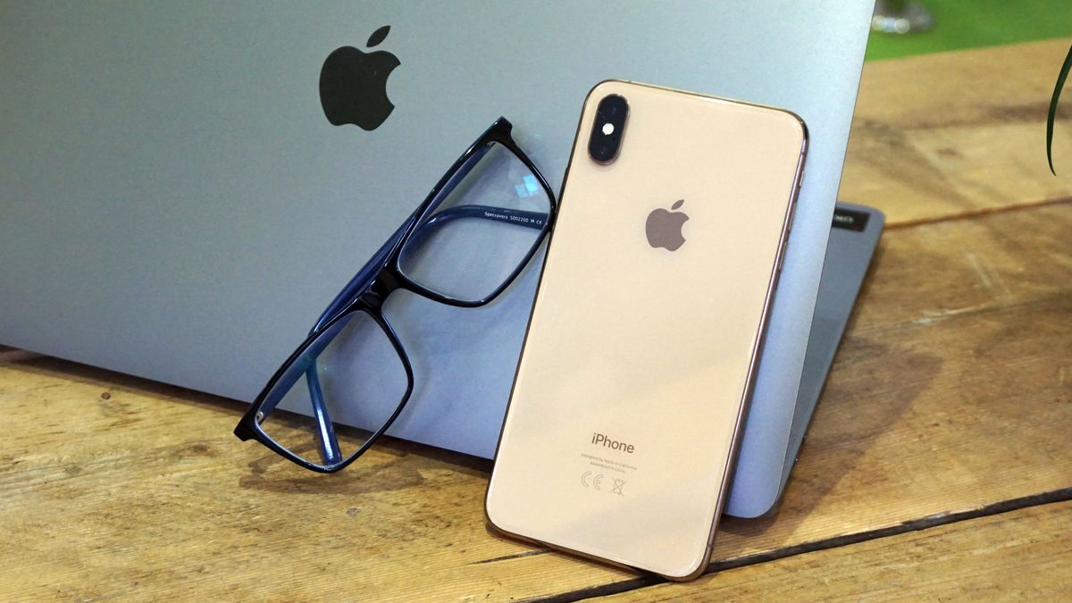 Apple AR Glasses