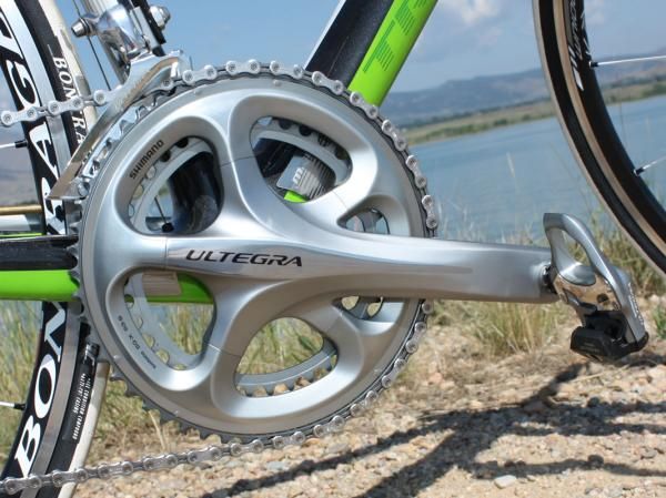 The new Ultegra crank is shapelier than before for a more dramatic appearance but the new lines also lend more chainring spider rigidity.