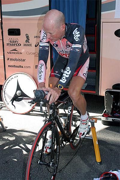 Predictor Lotto rider Chris Horner warms up for his prologue effort. He would place 46th.