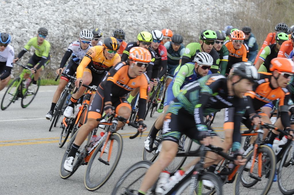 The peloton in action