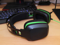 This headset has some great features and a lot of things you can adjust.