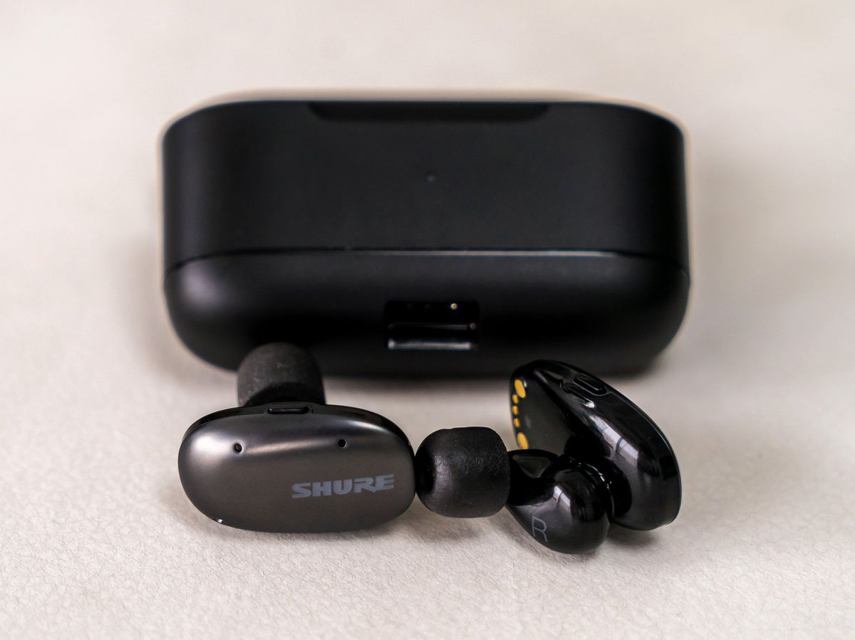 Shure Aonic Free Hero