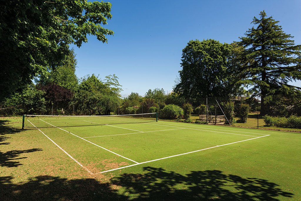 Properties for sale with tennis courts: Aldborough Grange, Aldborough, Boroughbridge, York