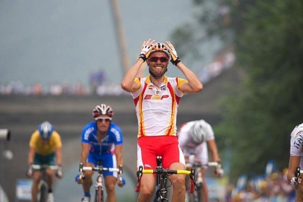 Samuel S&aacute;nchez (Spain) can't believe he just won the gold medal.