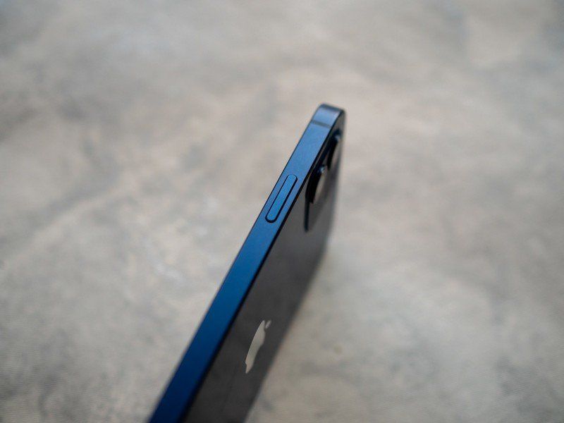 iPhone 12