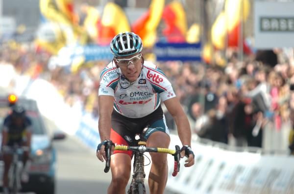 Philippe Gilbert (Omega Pharma-Lotto) rolls in for third.