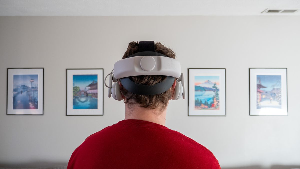 Kiwi Design Comfort Battery Audio Strap for Meta Quest 2 from the back