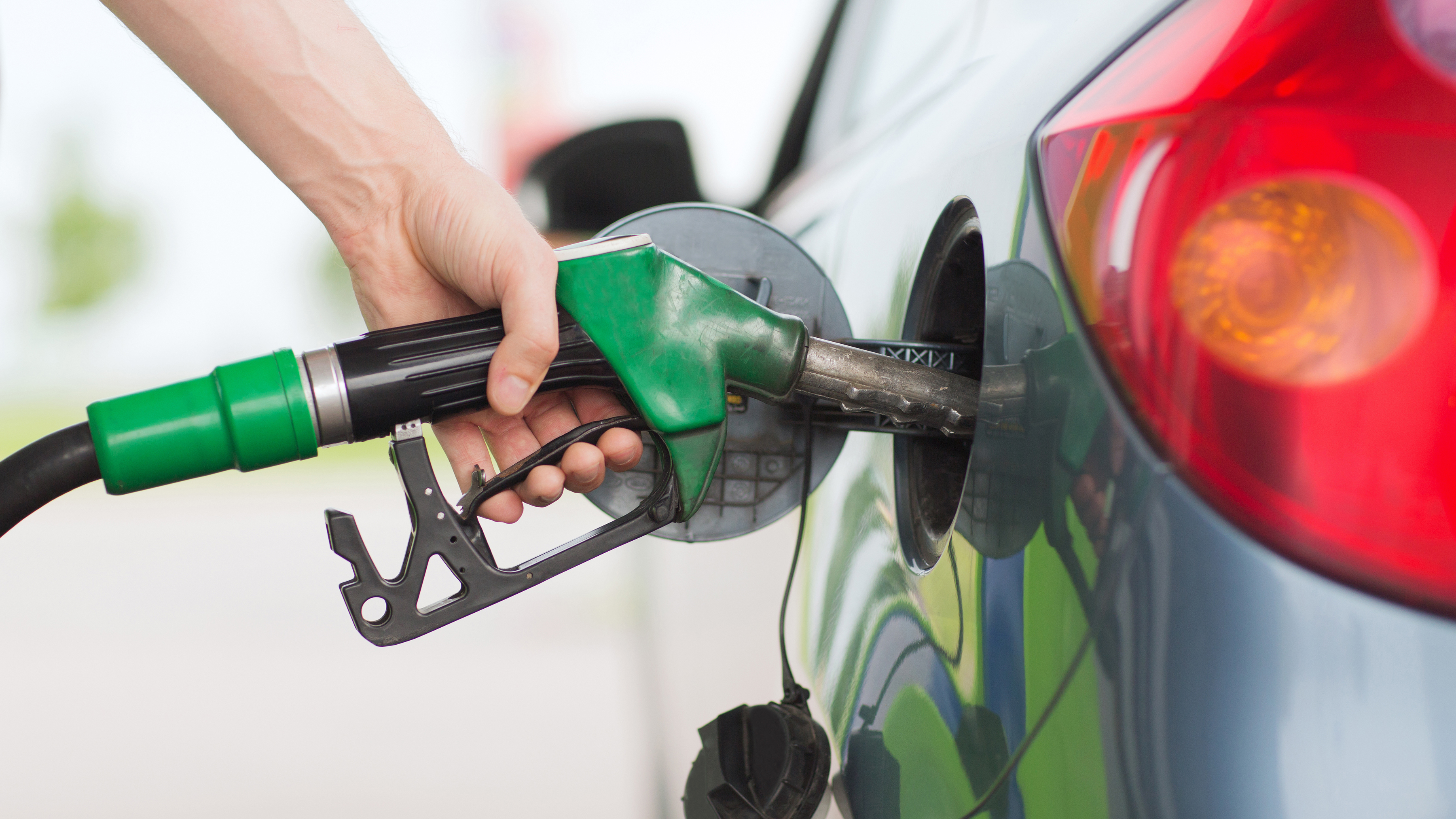 10 fuel-saving tips