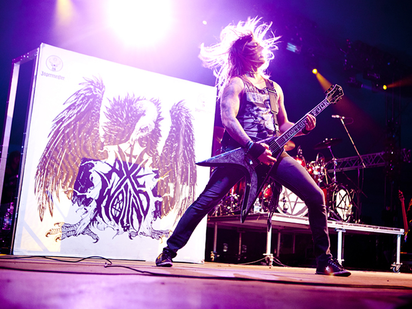AxeWound (and Bullet For My Valentine) guitarist Matt Tuck