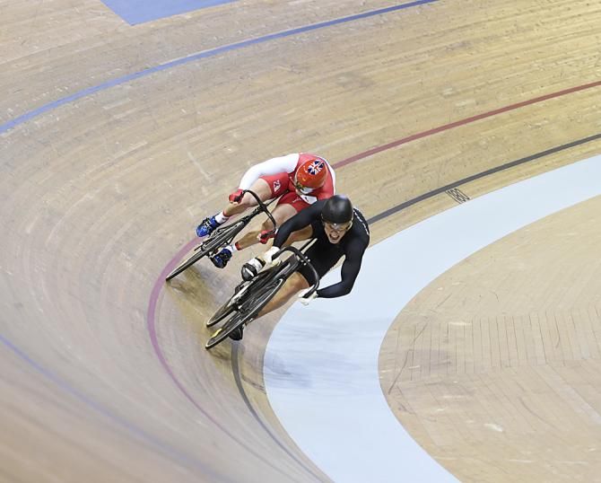 Sam Webster leads from the front to take the gold over Jason Kenny