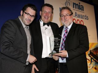 From left to right: MusicRadar's Editor-In-Chief Mike Goldsmith, MIA President Jon Gold and Korg Managing Director Rob Castle