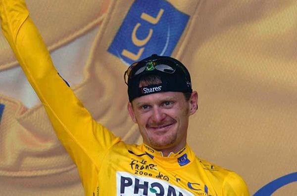 Floyd Landis (Phonak) in the maillot jaune again