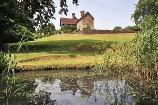 The grounds at Tanyard Manor